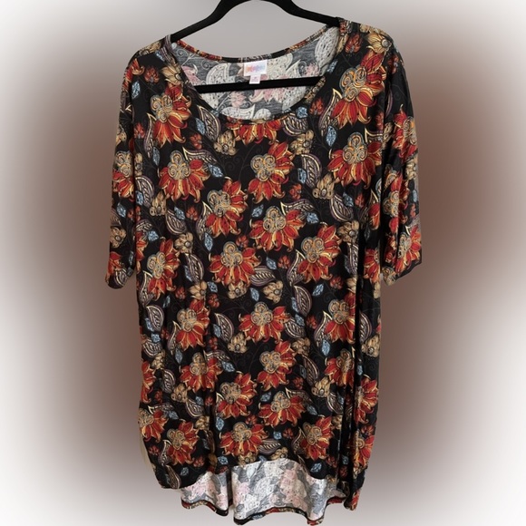 LuLaRoe Tops - Lularoe Irma